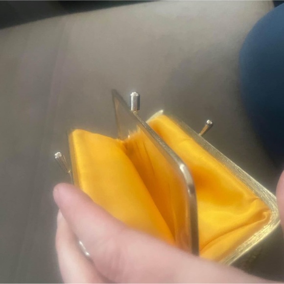 Vintage Gold Sequin Clutch - Picture 2 of 3